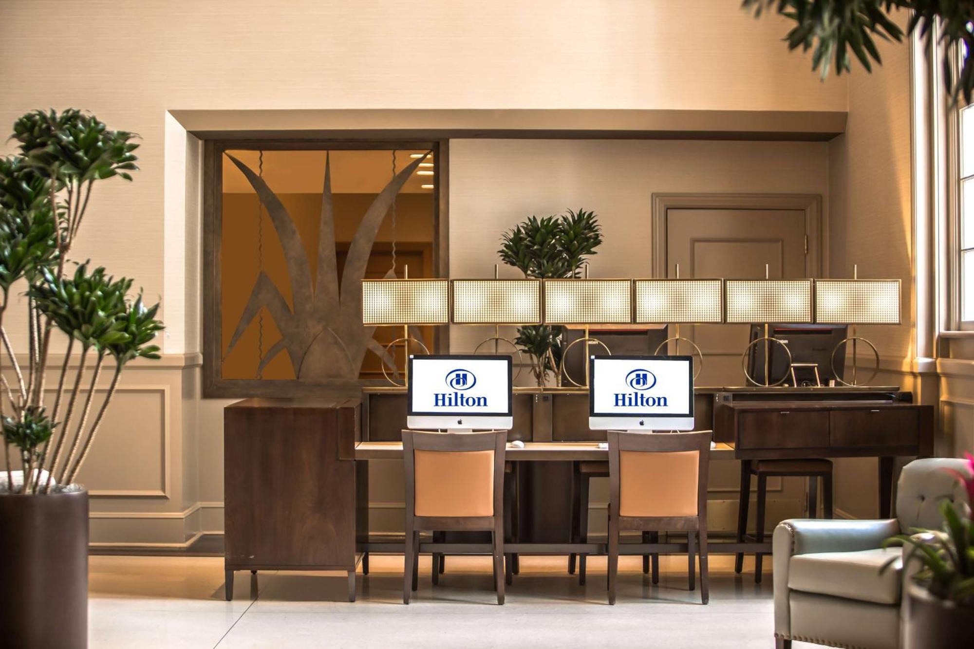 ฮิลตัน บาตัน รูจ แคปิตอล เซ็นเตอร์ Hotel บาตันรูช ภายนอก รูปภาพ
